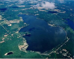 Aerial view of hess lake photo